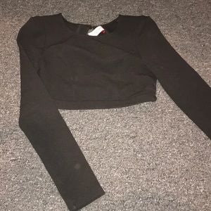 Long sleeve crop top